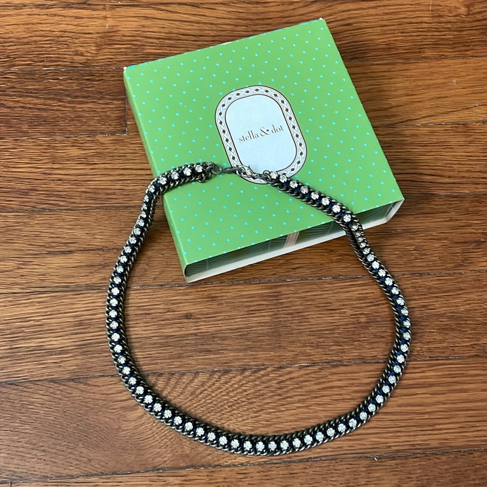 Stella & dot necklace